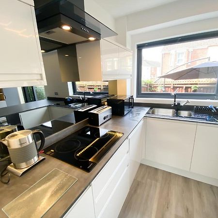 Harbourside House - Great Location - Parking - 2 En-Suites - Sleeps 5 Plus 1 Poole Exterior photo