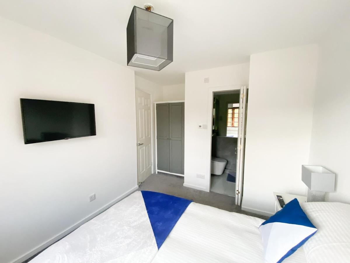 Harbourside House - Great Location - Parking - 2 En-Suites - Sleeps 5 Plus 1 Poole Exterior photo