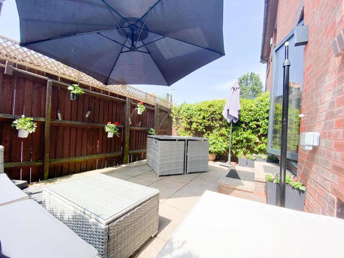 Harbourside House - Great Location - Parking - 2 En-Suites - Sleeps 5 Plus 1 Poole Exterior photo